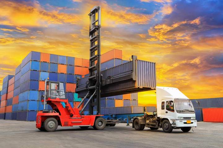 Servicio de compra asistida sin complicaciones para una experiencia de compras global sin estrés.